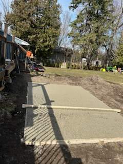 Swim spa pad for residential concrete